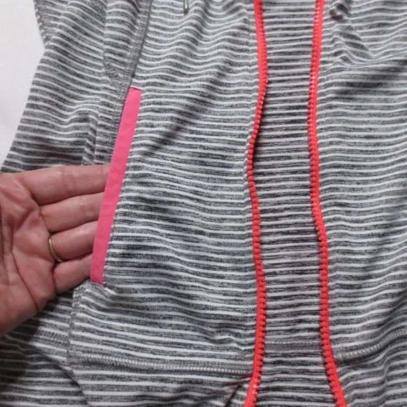 4/$14 LUKKA womens STRIPED gray WHITE pink JACKET lightweight HOODIE SIZE MED - Picture 5 of 12